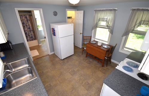 Saunderstown Casa | 83 South Ferry Road