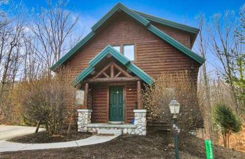 Boyne Falls Casa | 832 Mountain Cabin