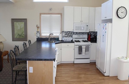 Townsend's Inlet Condominio | 8403 Sounds Ave, Unit:North