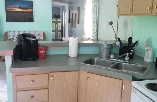 Mills River Casa | $ 85 por noche, lindo, limpio, tranquilo y conveniente