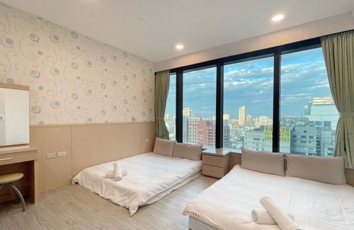 Kaohsiung City Centre Hotel | 85 Childhood Suite