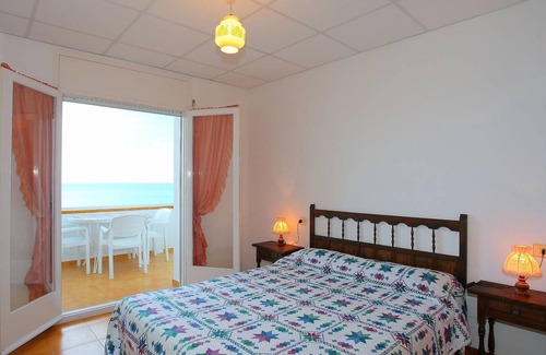 Llanca Apartamento | 85 m² Apartamento ∙ 2 habitaciones ∙ 6 huéspedes