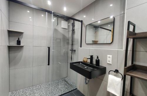 Grossheppach Apartamento | 85qm, 4 bedroom, parking, King-Bed, Wifi, Netflix