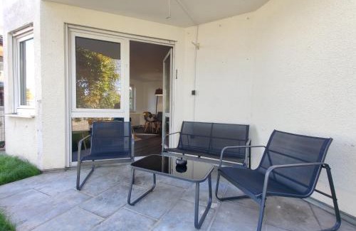 Grossheppach Apartamento | 85qm, 4 bedroom, parking, King-Bed, Wifi, Netflix