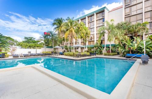 Villages of Palm Beach Lakes Hotel | 88 Palms Hotel & Event Center