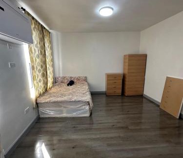 Loxford Apartamento | 8A Chapel