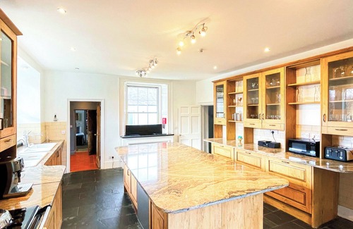 Kirknewton Cabaña | Alojamiento de 9 habitaciones en Kirknewton, near Edinburgh