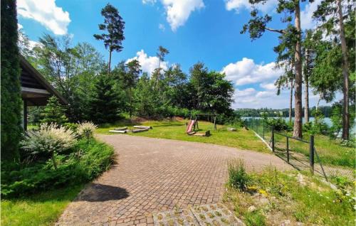 Suleczyno Casa | 9 Bedroom Amazing Home In Klodno