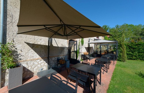 Saint-Laurent-Nouan Casa | 9 Bedroom Private vacation home in Saint-Laurent-Nouan