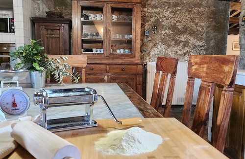 Vitorchiano Casa | 9 Bedroom Private vacation home in Lazio