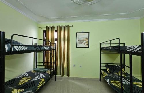 Alambagh Apartamento | 9 BHK in Krishna Nagar Lucknow LKO 9BHK 201L,202R&302R