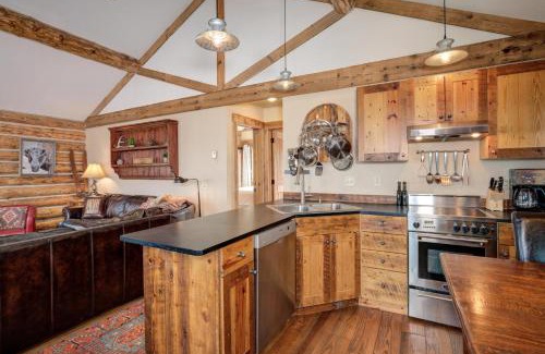 Big Sky Casa | 9 Cabin Hollow by Moonlight Basin Lodging