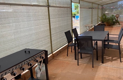 Exmouth Casa | 9 Carr Way - Pet Friendly with Wifi