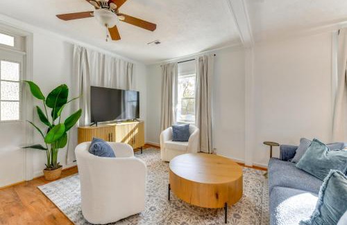 Colonial Beach Casa | 9 Mi to Colonial Beach Charming Cottage with Yard!