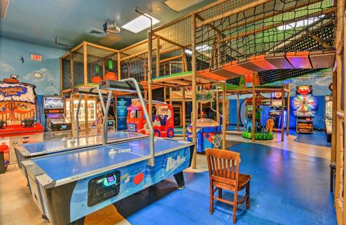 Regal Palms Apartamento | 9 Mi to Disney! Regal Palms Resort Condo with Pools