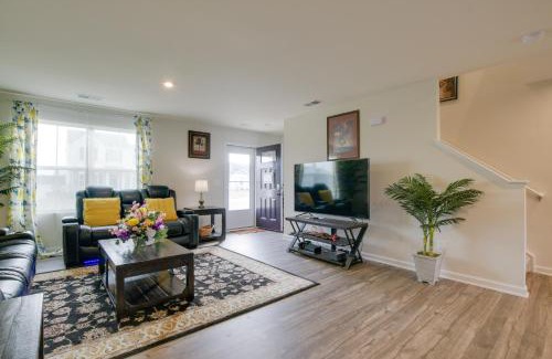 Durham Casa | 9 Mi to Duke University Spacious Home with Yard!