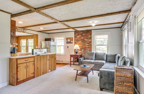 Bethlehem Cabaña | 9 Mi to Franconia Notch State Park: Cozy Cottage