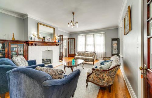 Redstar Casa | 9 Mi to New River Gorge Spacious Retreat with Porch