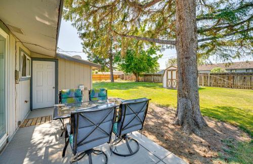 George Casa | 9 Mi to The Gorge Updated Retreat with Yard!