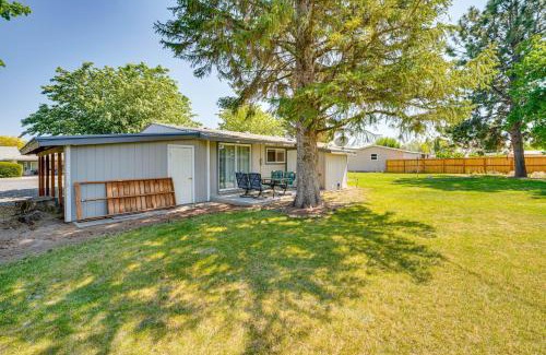 George Casa | 9 Mi to The Gorge Updated Retreat with Yard!