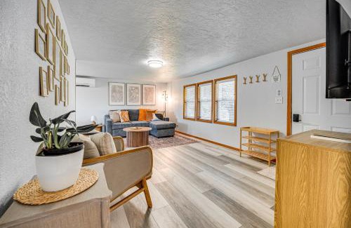 George Casa | 9 Mi to The Gorge Updated Retreat with Yard!