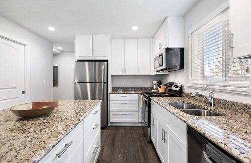 Sunset Casa | Nuevo: caminar hasta Sunset Park, Foothills, montar en Whitewater Park