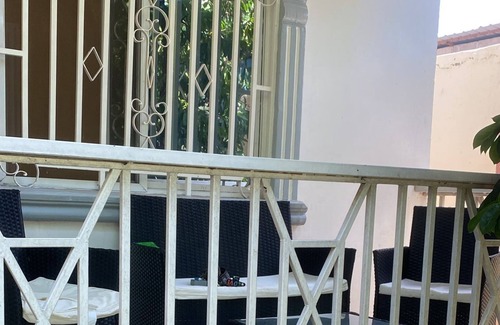 Lower River Division Apartamento | 9 mins to the beach, tranquil beautiful peaceful apartment