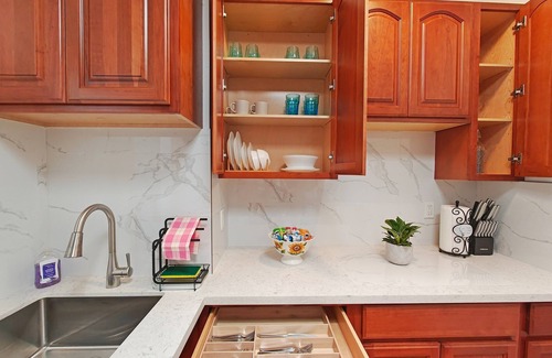 Daly City Apartamento | 9 - Peaceful & Spacious 4B2B Upper Unit near FW