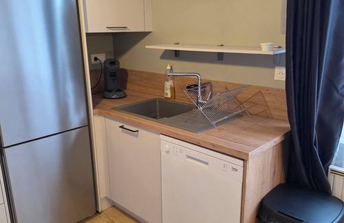 Mezidon-Canon Apartamento | 9-person apartment Garden and swimming pool in town center