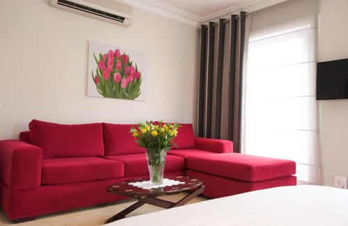 Claremont Casa | 9 Ripelby