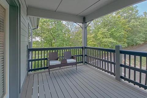 Sevierville Apartamento | #9 Studio Town Place 2