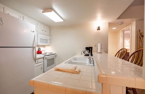 Vail Condominio | Vail Village Hot Tub, Pool, Walk To Lifts Cuatro camas separadas