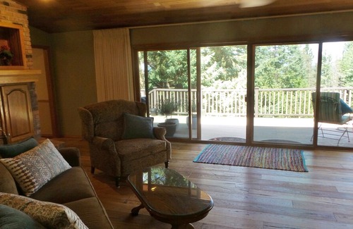 Hayden View Estates Casa | $90 per night, 6 month minimum, Large Home in Hayden View Estates