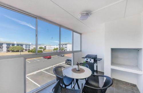 Big Bay Apartamento | 90 St Tropez Big Bay Beach Club