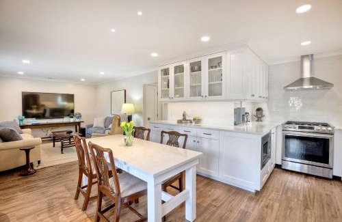 Carlsbad Village Casa | 90 Walk Score, Steps to Beach, Dining