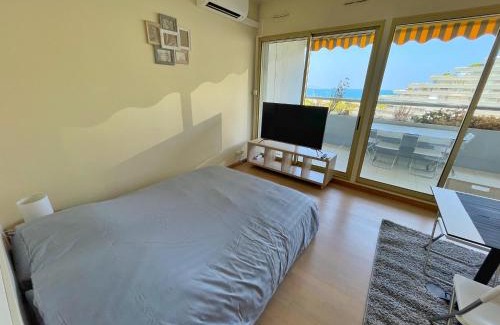 Villeneuve Loubet Beach Apartamento | #901 MARINA RIVIERA BAY - Studio vue Mer et Port Panoramique