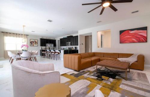 Four Corners Casa | 9012 FlowRider Surf Clubhouse Magical Home with game room inside