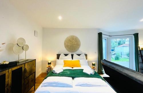 Rosenheim Apartamento | 90m2 Loft I Kaffee I Terrasse I E-Parkplatz I 65' Smart TV