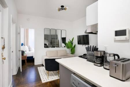 Upper East Side Apartamento | 91-2A Stylish 3BR 2Bth with W D