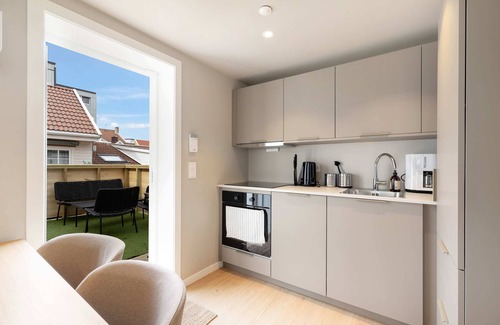 Kristiansand Casa | 92m to Kvadraturen l Renovated 2025 l 24l7 checkin
