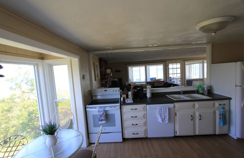 Sagamore Beach Casa | 93 Phillips Rd SD246