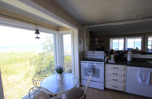 Sagamore Beach Casa | 93 Phillips Rd SD246
