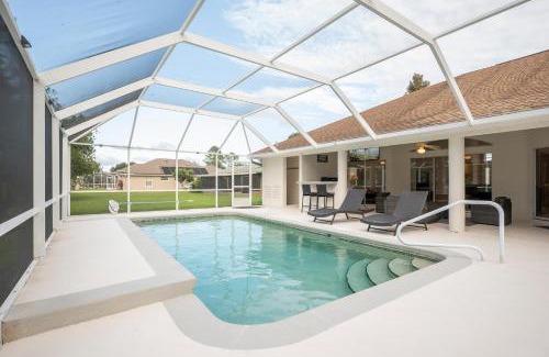 Palm Harbor Casa | 9863SANDYDRPCHN - Summer Daze