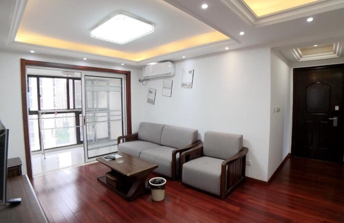 Kunshan Apartamento | 98m2高品质景观家庭套亲子房三室二厅 花桥国际博览中心 华东康桥国际学校