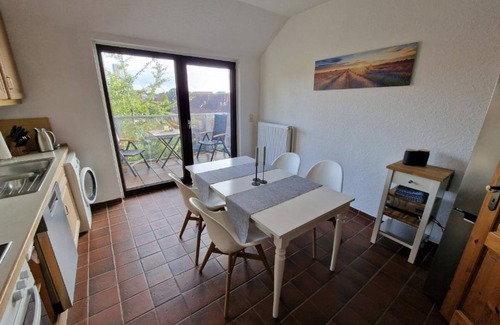 Heppens Apartamento | 98qm Wohnung im Villenviertel - Voll Ausgestattet mit Balkon und Kamin + Wlan