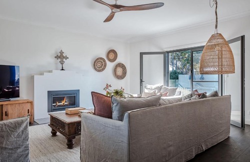 Bangalow Casa | 99 Acres Bangalow Retreat