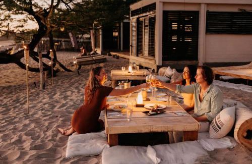 Jiquelite Cabina | 99 Surf Lodge