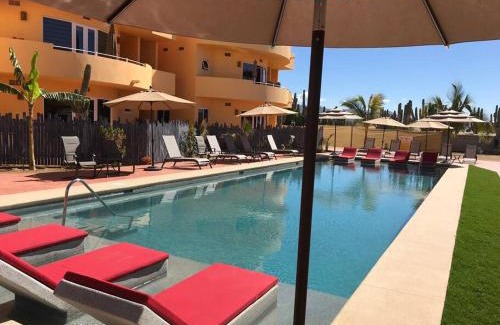 Cerritos Apartamento | 9A Poolside Private Patio Cerritos Beach Condo