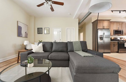 Point Breeze North Apartamento | 9Bedrooms+Netflix+Free Parking+BBQ Near Bakery Sq.