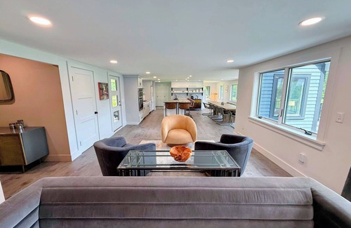 Bethlehem Casa | 9FR Renovated home with beautiful views, large yard, dogs welcome!